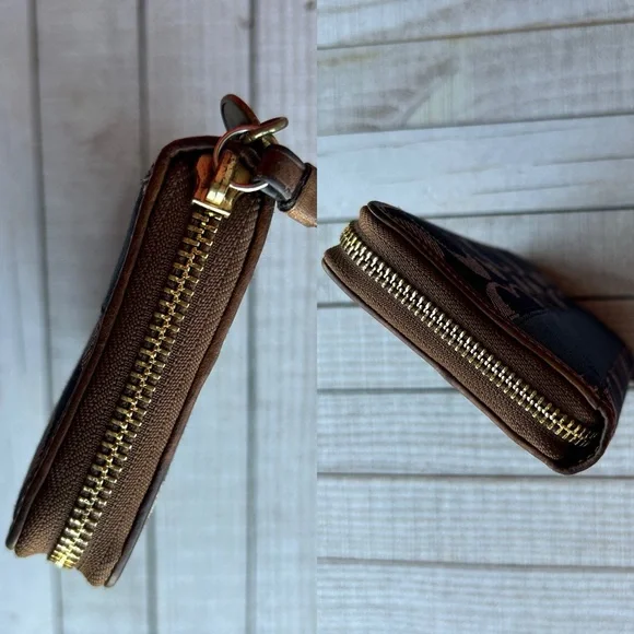 Coach Signature Striped Legacy Denim Accordion Zipper Wallet #40753 - Picture 8 of 14